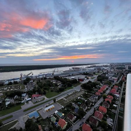 34 Floor At The Top Of The Baltic 克莱佩达 外观 照片